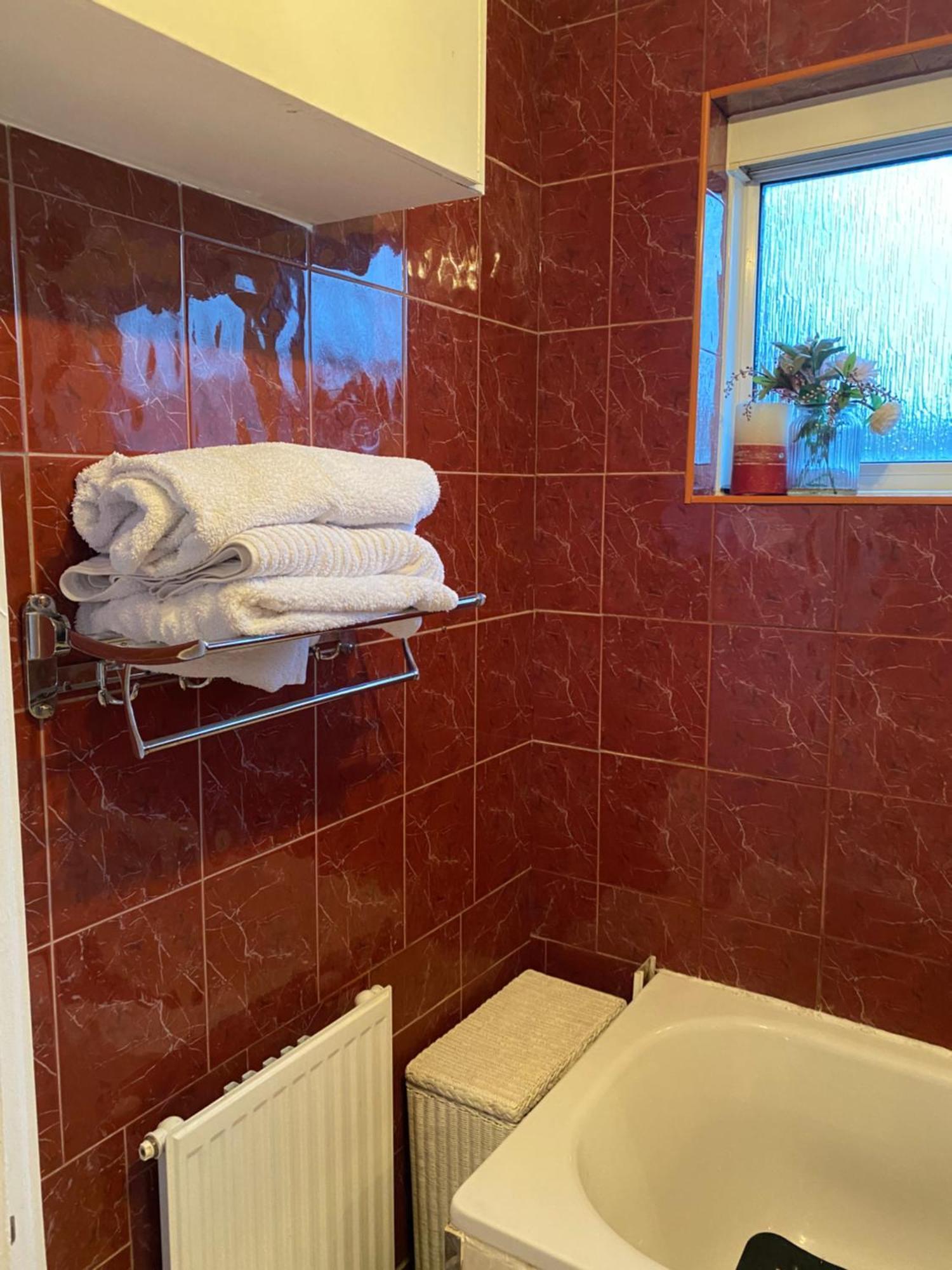 Happy Place With Kitchenette- Female Only London Ngoại thất bức ảnh